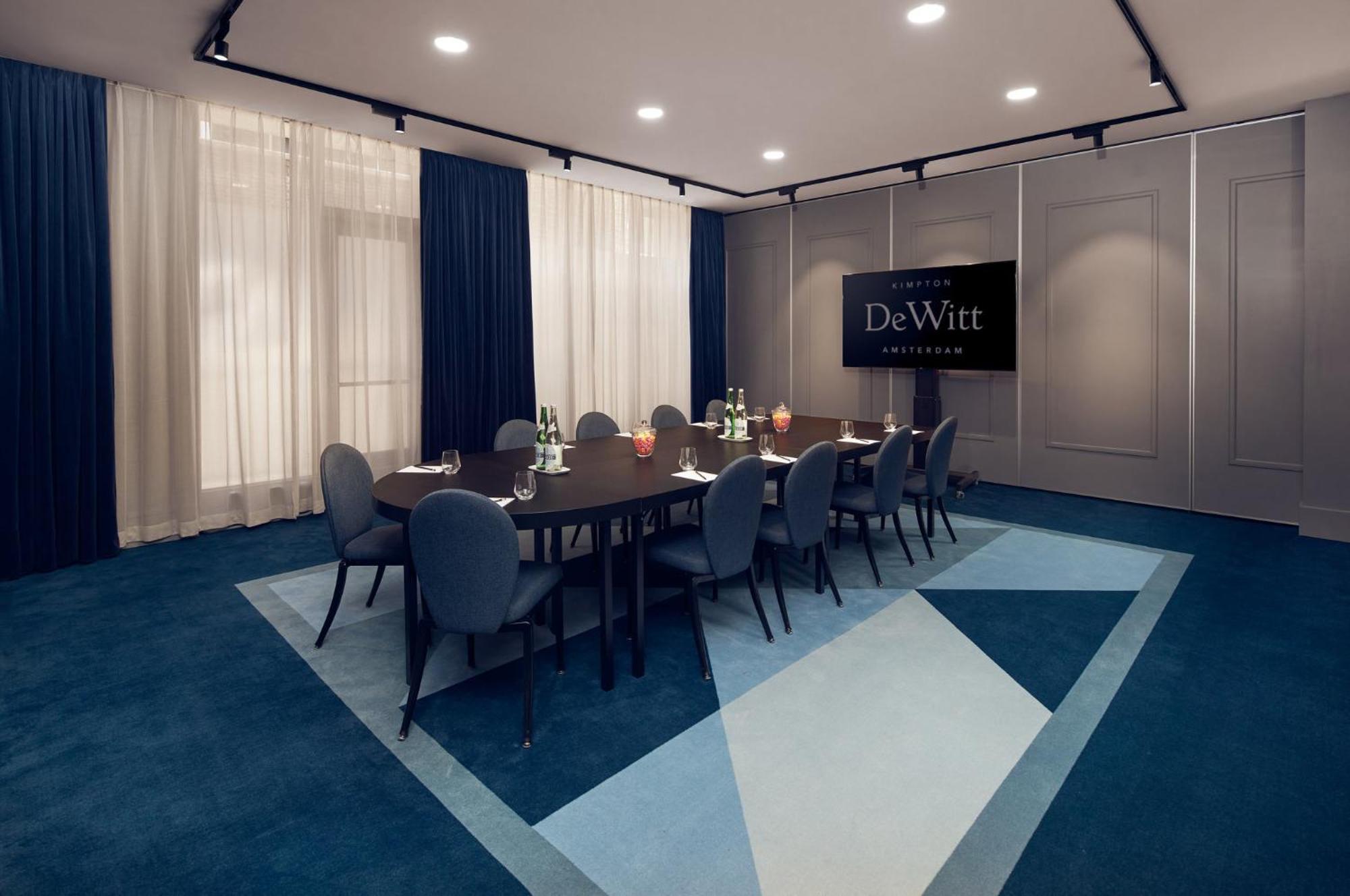 Kimpton De Witt 5*
